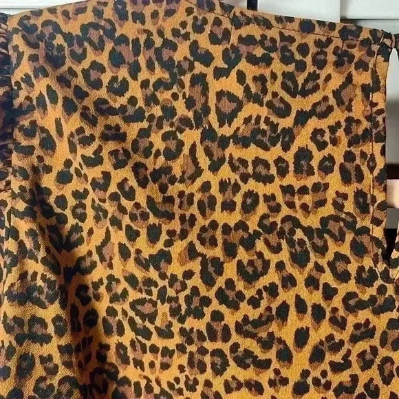 Pleione Long Sleeve Leopard Print Top Size Medium - Picture 8 of 8